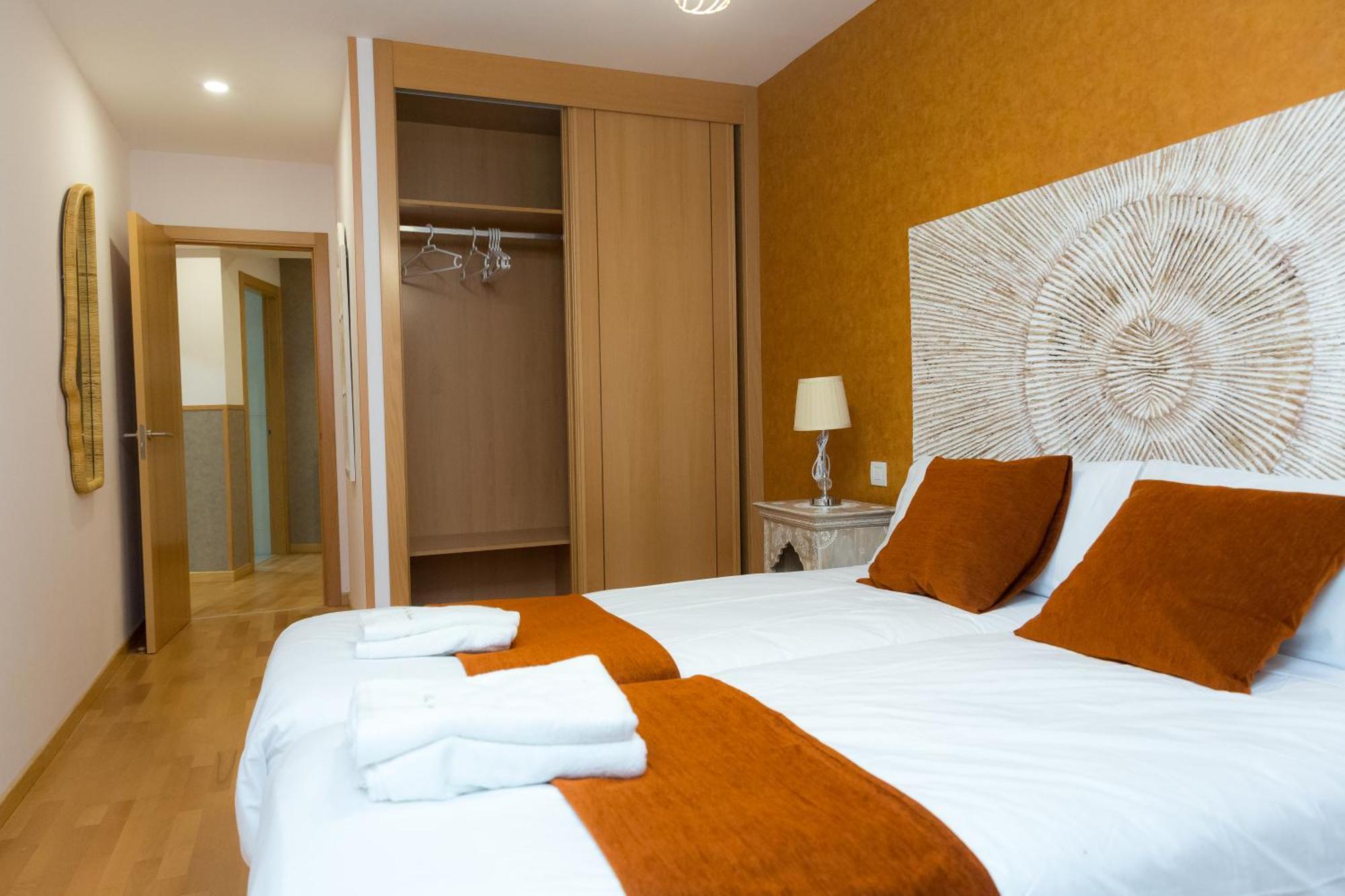 Apartamentos San Pedro Regalado Valladolid Exteriör bild