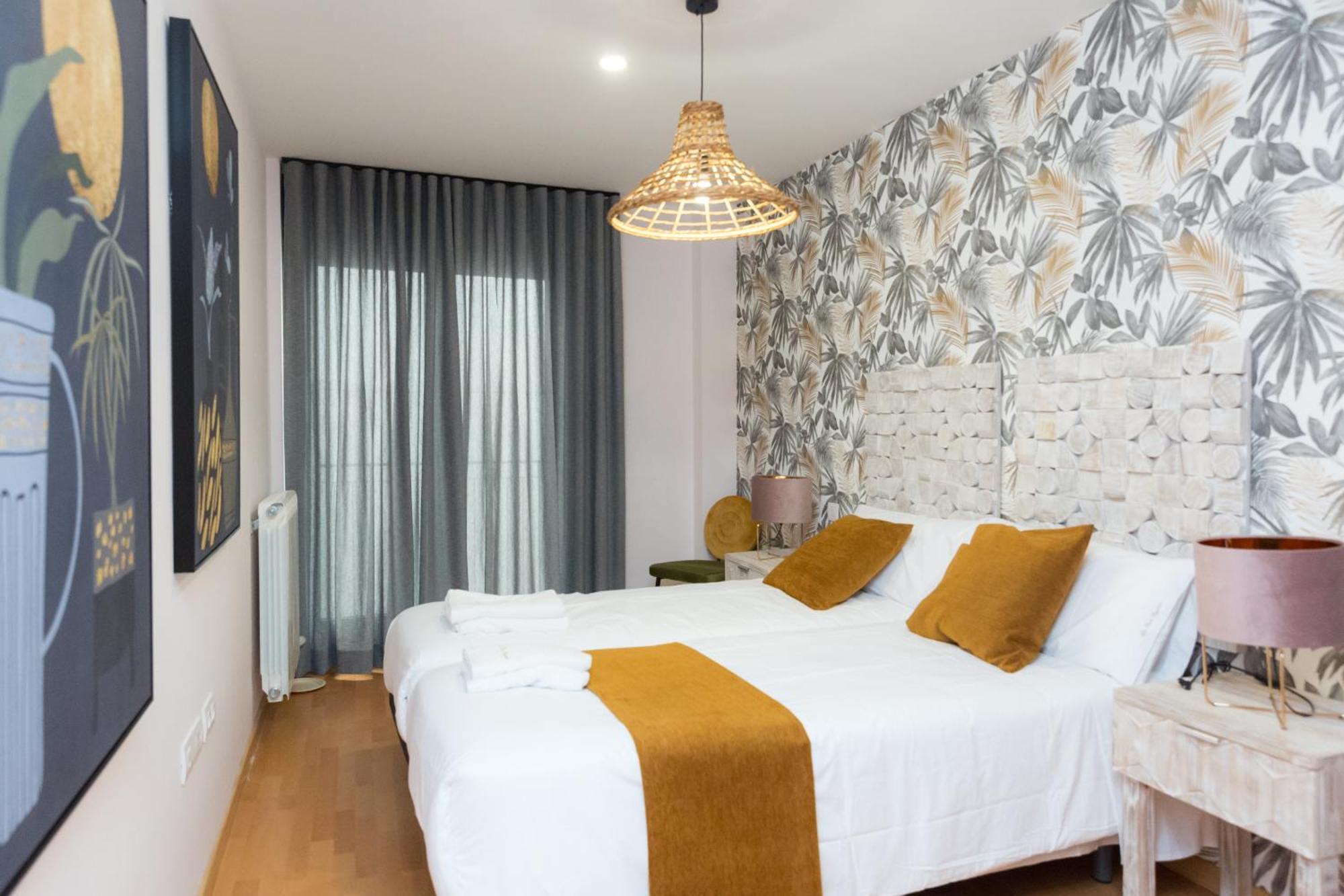 Apartamentos San Pedro Regalado Valladolid Exteriör bild