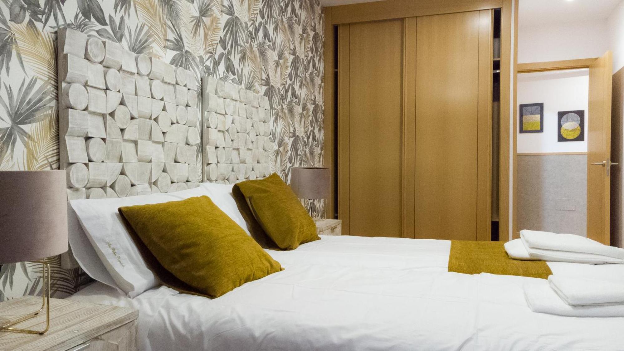 Apartamentos San Pedro Regalado Valladolid Exteriör bild