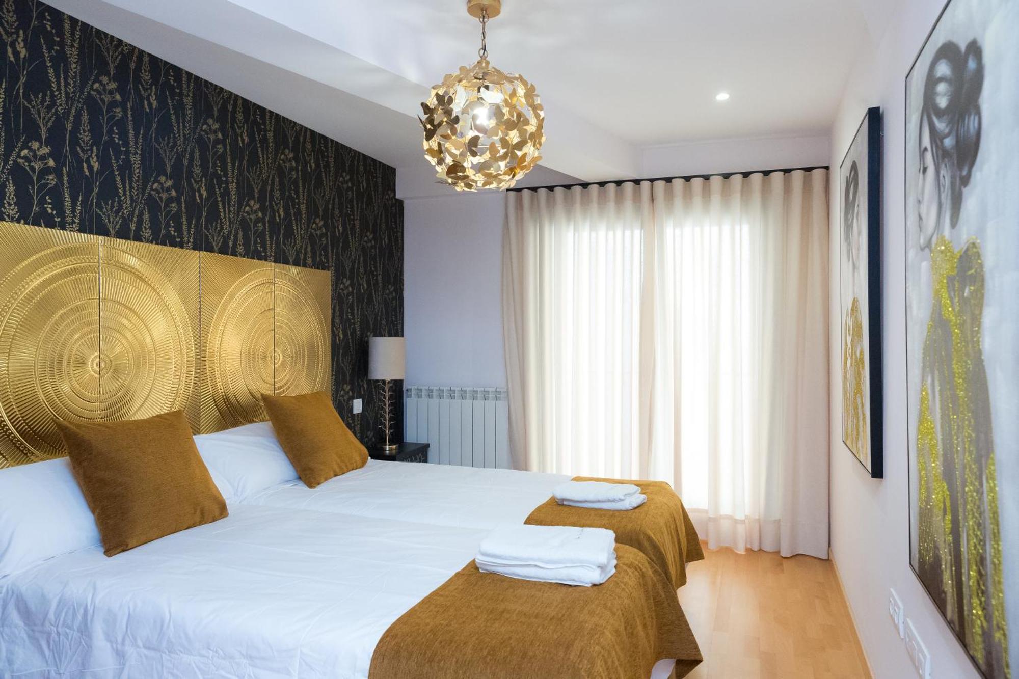 Apartamentos San Pedro Regalado Valladolid Exteriör bild