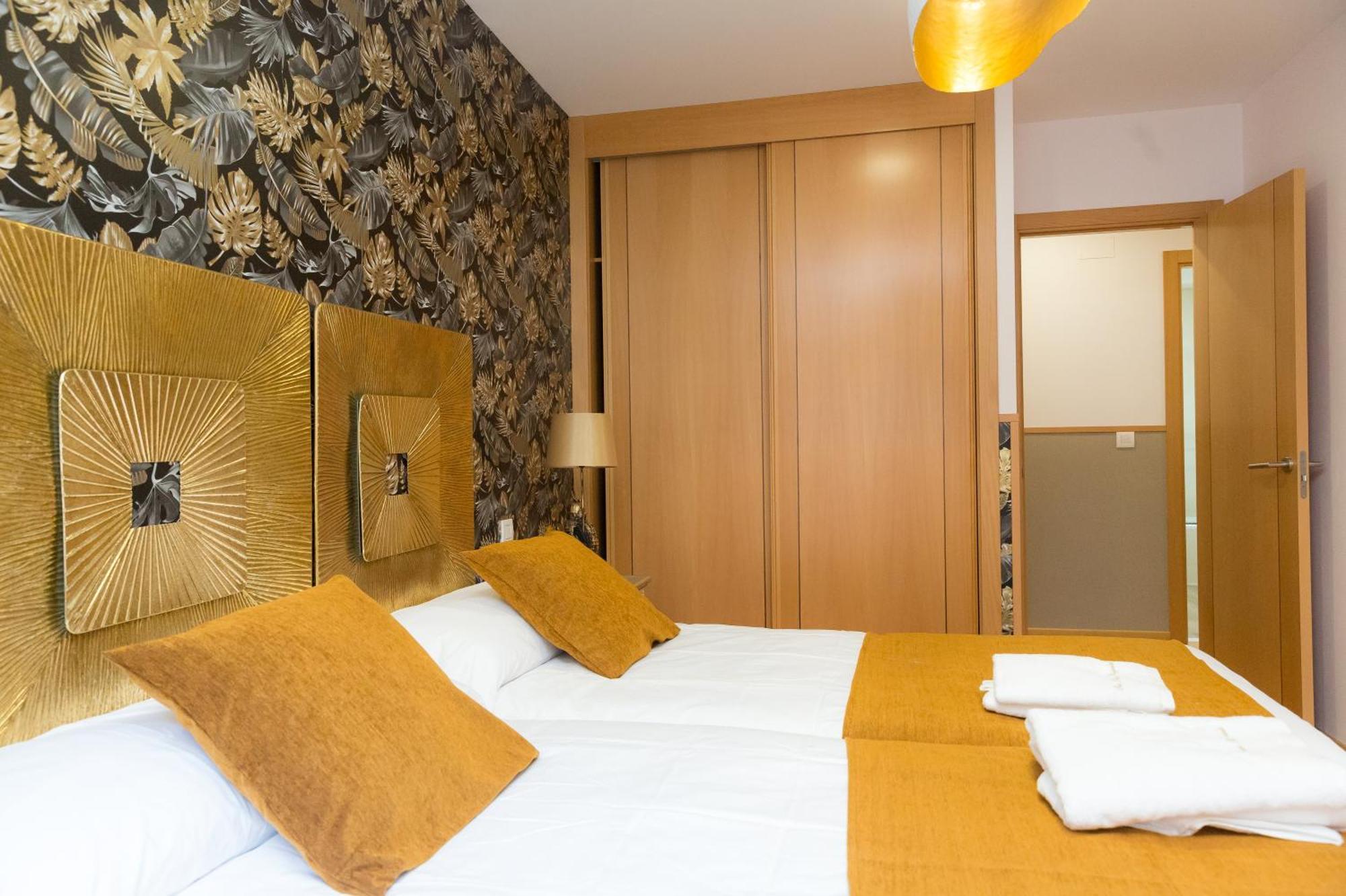 Apartamentos San Pedro Regalado Valladolid Exteriör bild