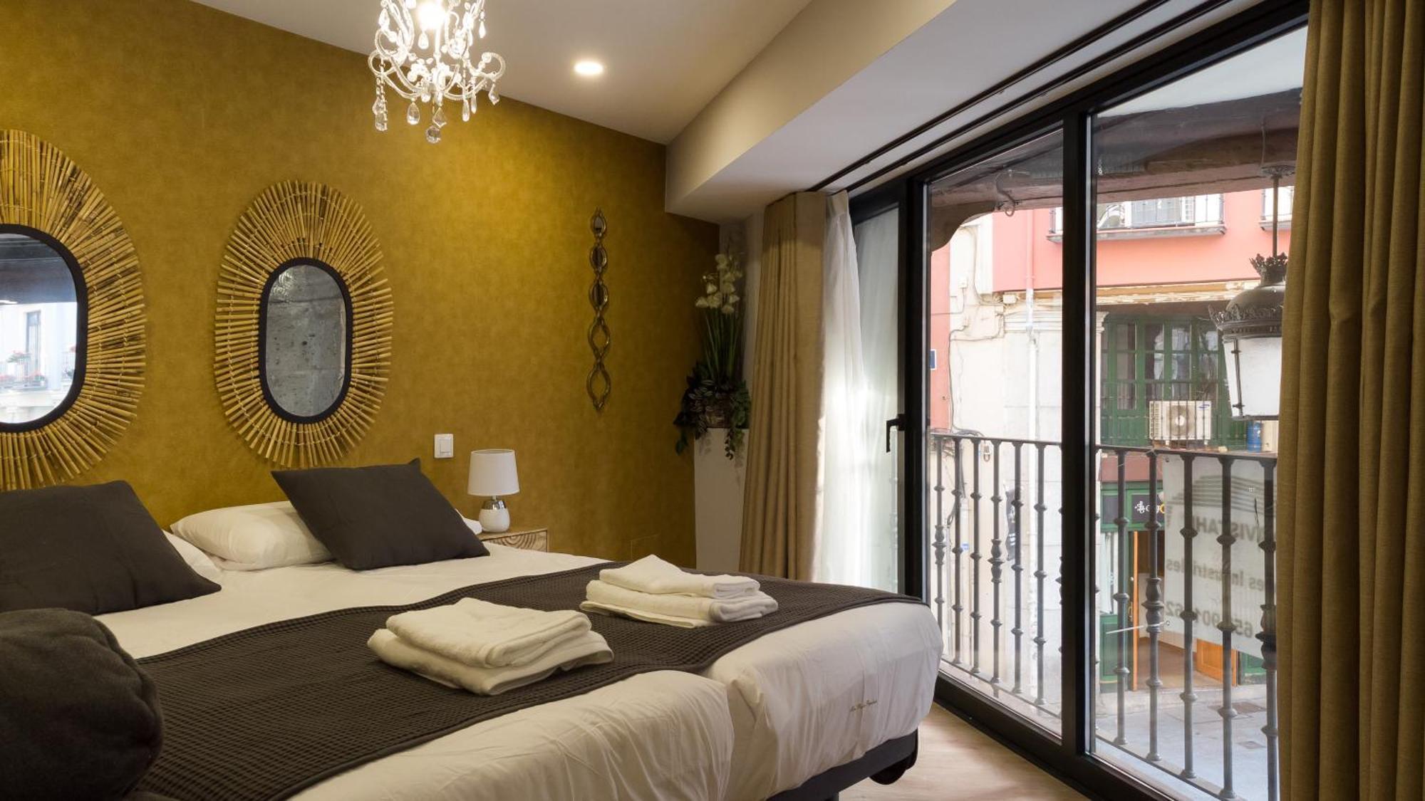 Apartamentos San Pedro Regalado Valladolid Exteriör bild