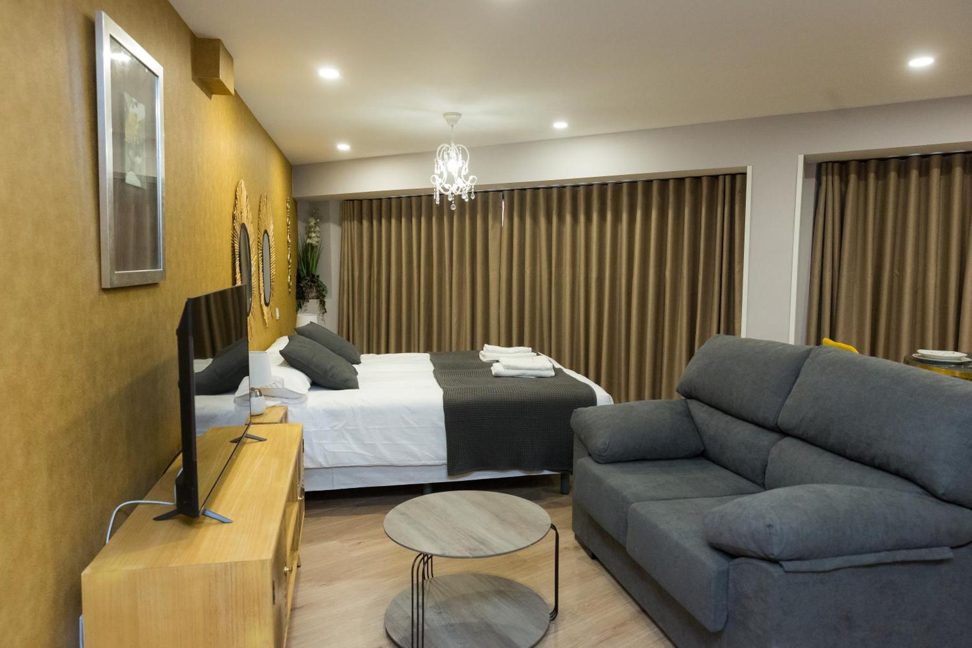 Apartamentos San Pedro Regalado Valladolid Exteriör bild