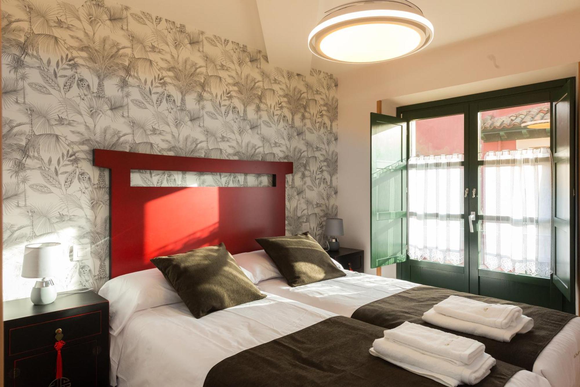 Apartamentos San Pedro Regalado Valladolid Exteriör bild