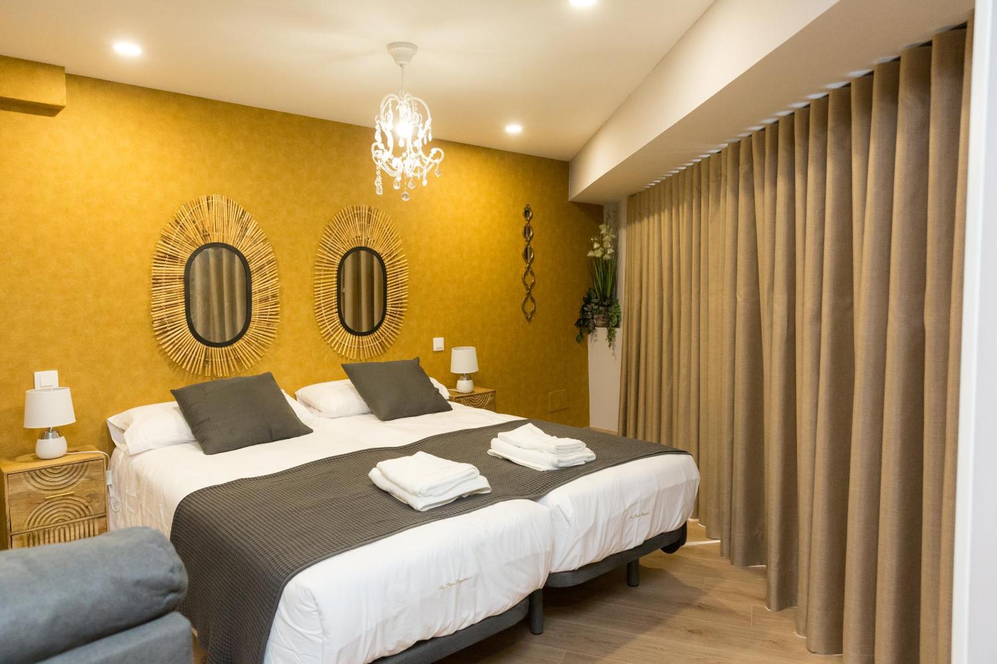 Apartamentos San Pedro Regalado Valladolid Exteriör bild
